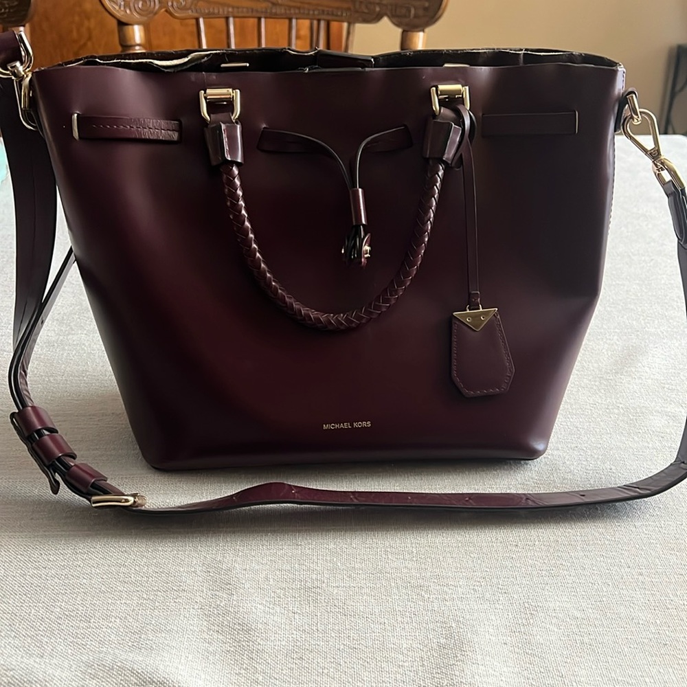 Michael Kors bucket bag